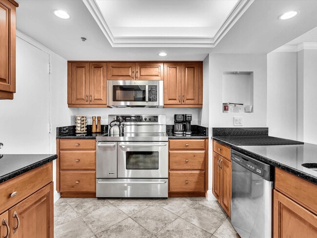 Photo - 1150 Hillsboro Mile Unit 204