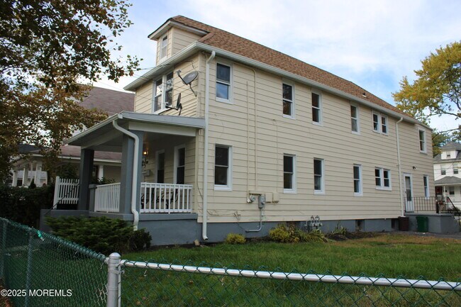 Photo - 1501-1503-1503 Bangs Ave