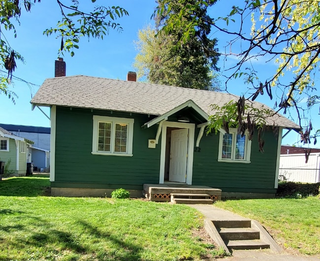 Building Photo - 22 W Pine St Rental