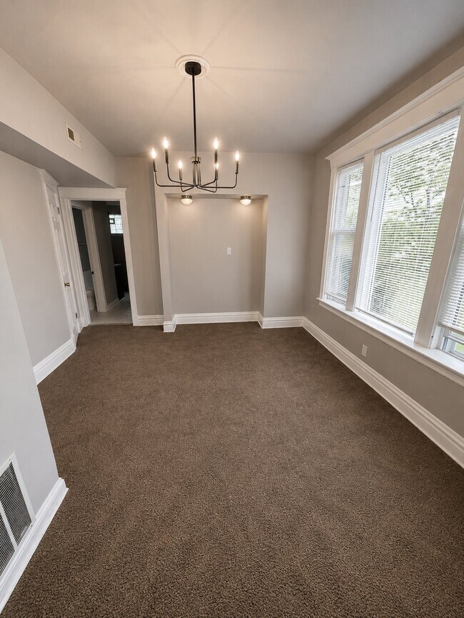 5735 S Marshfield Ave Unit 2