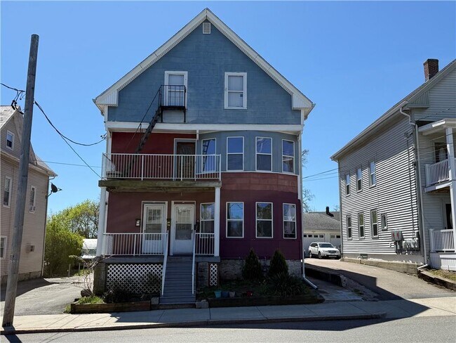 Photo - 550 Winter St Unit 1