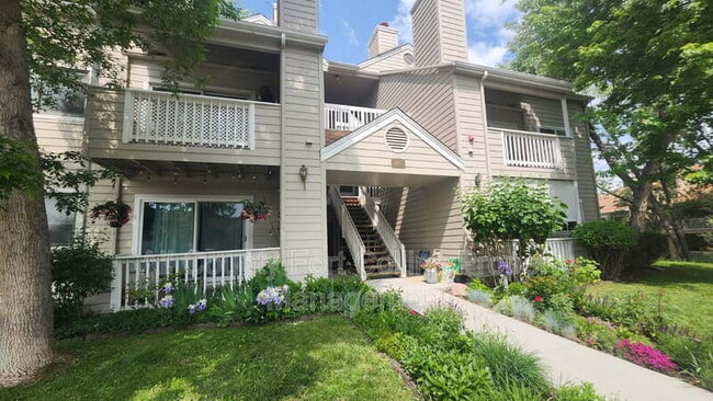Photo - 4915 Twin Lakes Rd Townhome