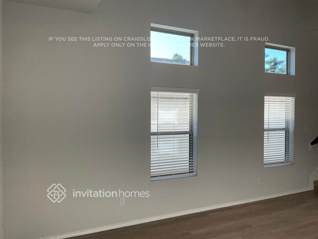 Photo - 10715 Sunlit St