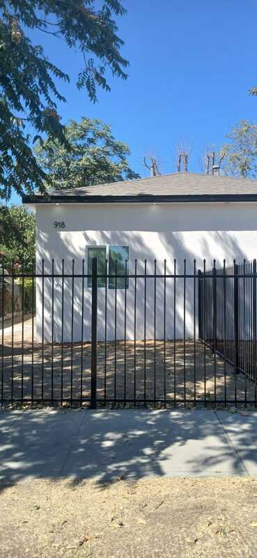 Building Photo - 918 Monterey St Rental