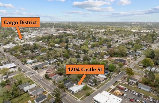 Photo - 1204 Castle St