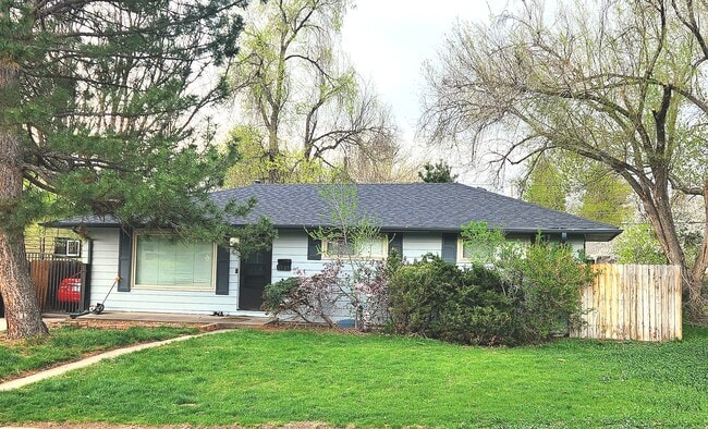 Photo - 1621 S Eudora St House