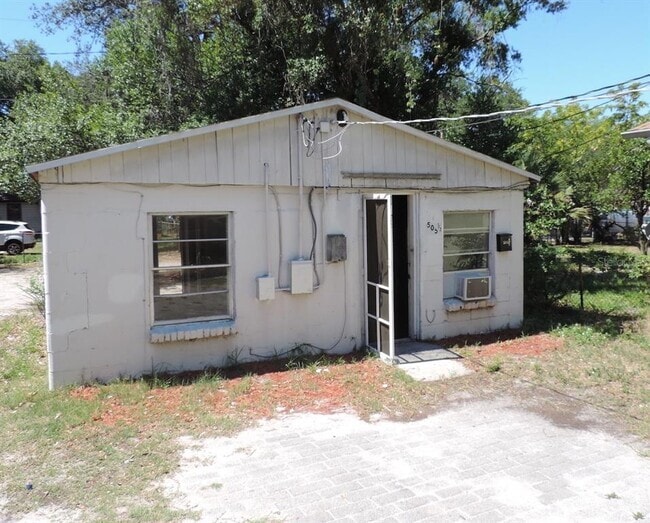 Building Photo - 505 E Virginia Ave Rental