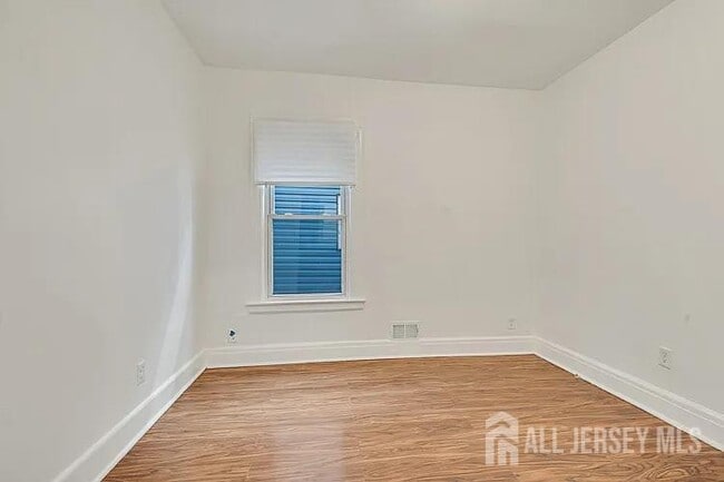 Photo - 110 N 17th St