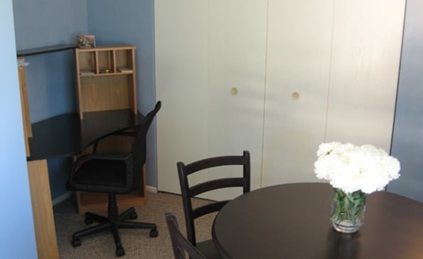 Dining Room - Forest Glen Apartments