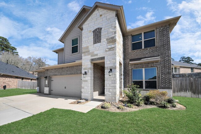 Photo - 501 Newcomb Holw Dr