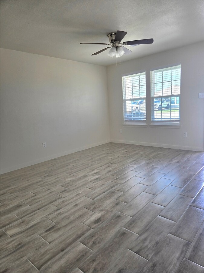 Photo - 2724 Avenue D