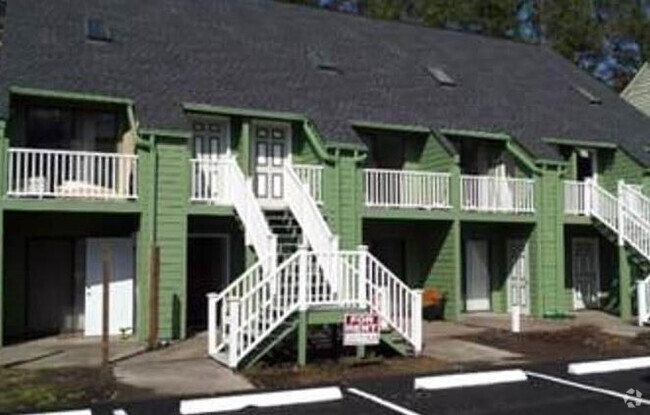 Building Photo - SUPER CUTE! 1st Floor 1 Bedroom/ 1 Bath Co... Unit D3 Rental