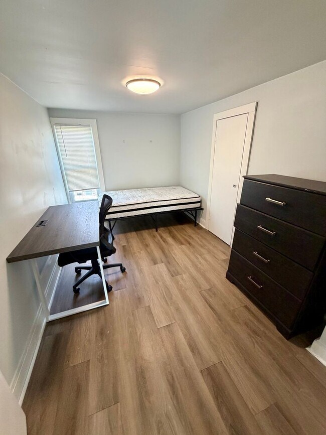 79 St Charles St Unit 79 St Charles Apt 3