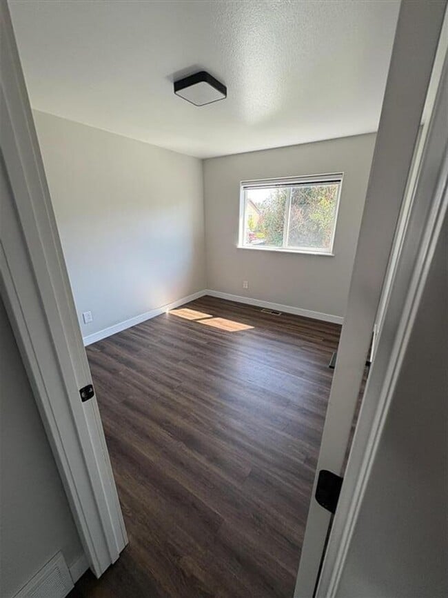 Photo - Beautiful 5 bedroom home