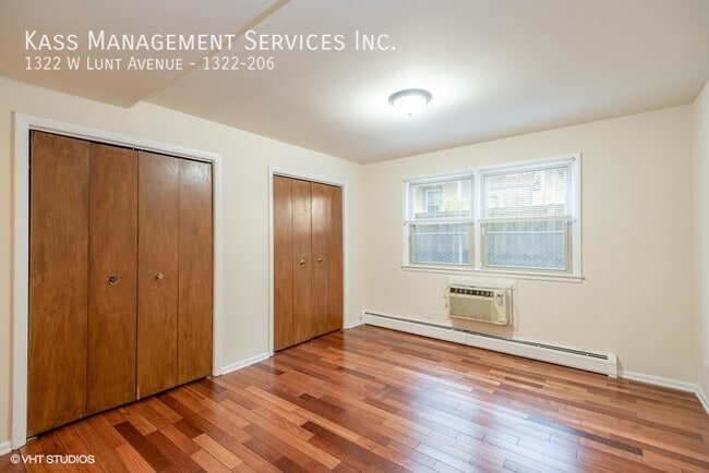 Photo - 1322 W Lunt Ave Unidad 1322-206