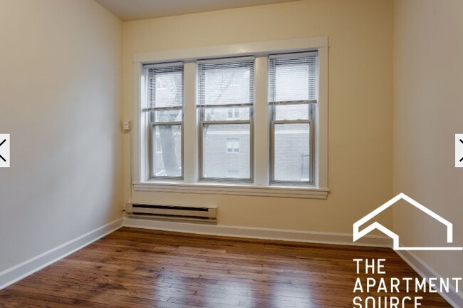 Photo - 2919 W George St Unit 1