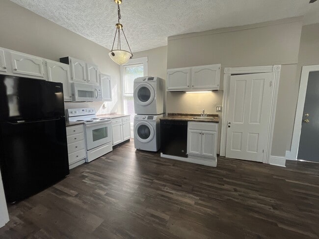 Photo - 402 N Highland Ave Unidad B