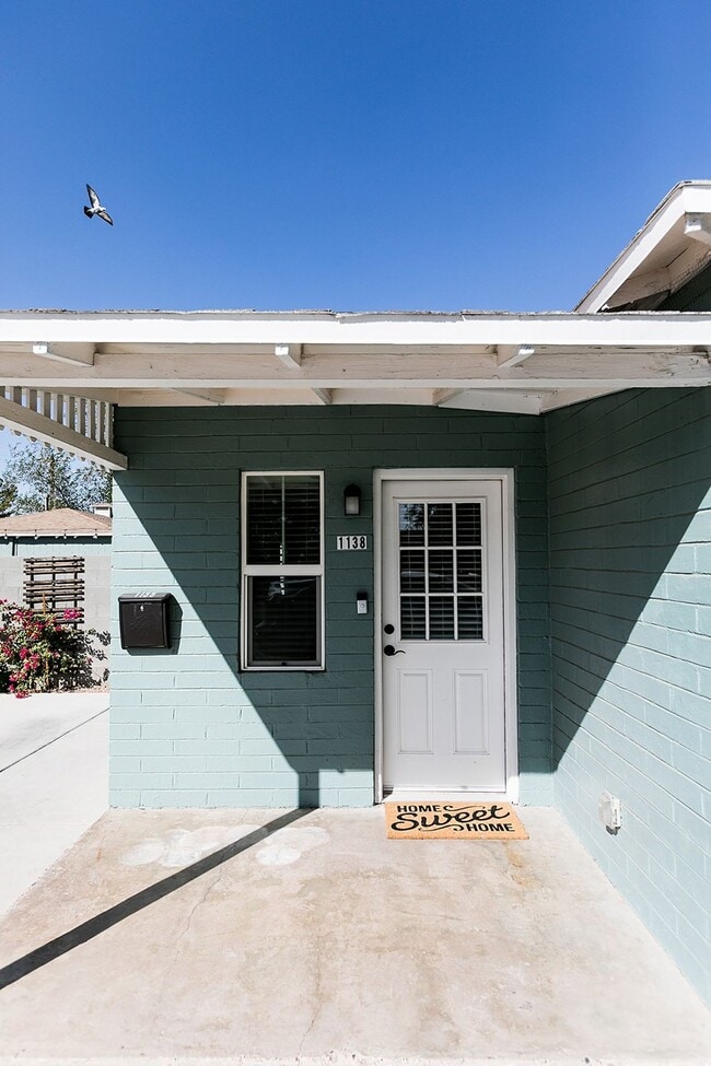 1138 E Devonshire Ave Unit D5