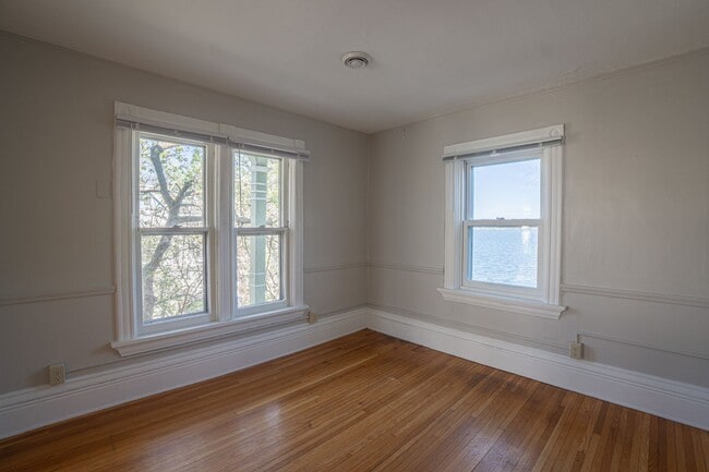 Photo - 751 Jenifer St Unit #4
