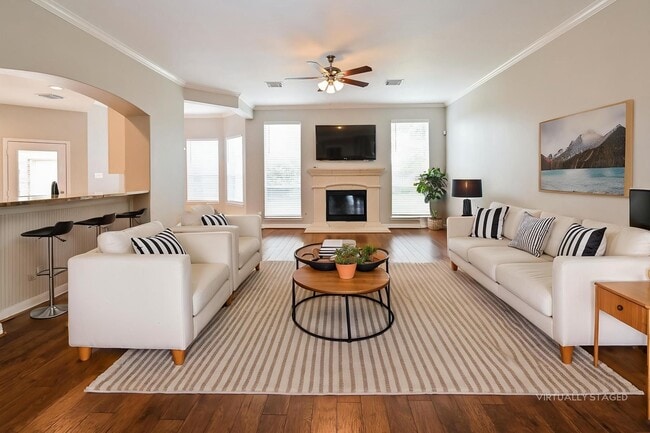 Photo - 17714 Meadow Crossing Ln