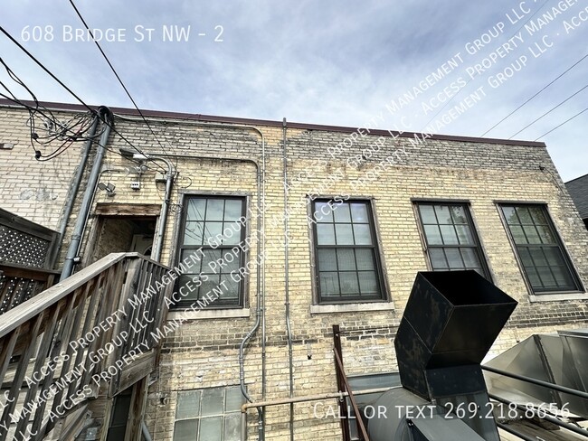 Building Photo - 608 Bridge St NW