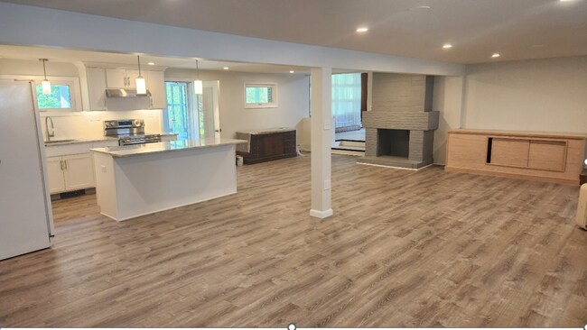 Kitchen/Dining - 2660 Fish Hatchery Rd