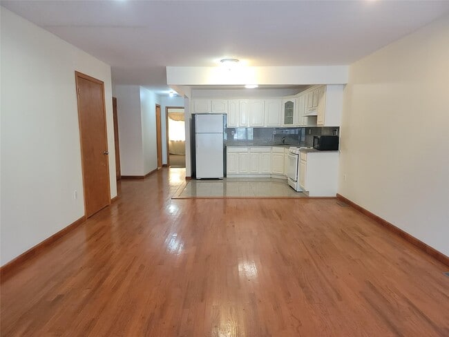 Photo - 10443 Springfield Blvd Apartment Unit 1