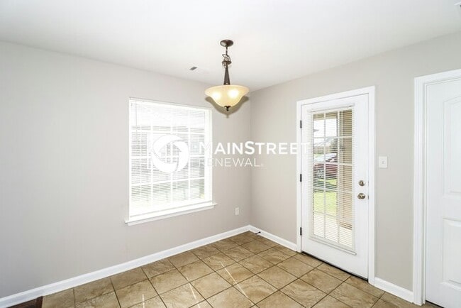 4 Bedroom Pet-Friendly Home in Memphis, TN with Main Street Renewal