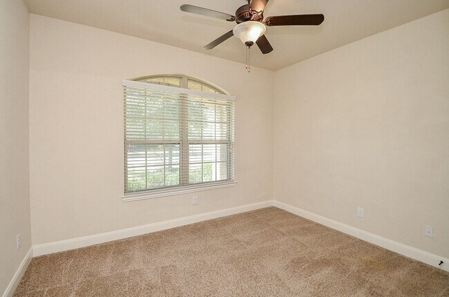 Photo - 4819 Addison Forest Trail