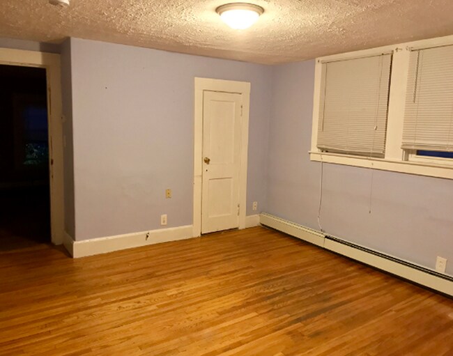 Photo - 24 Rockingham St Unidad Apt 2