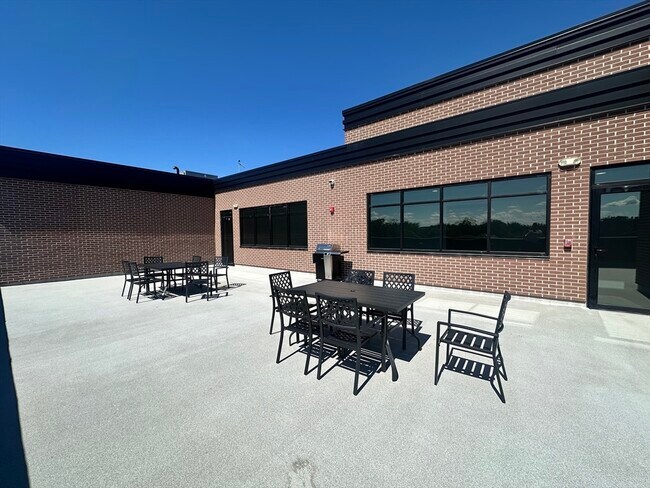 Photo - 21 Summer St Unidad 302