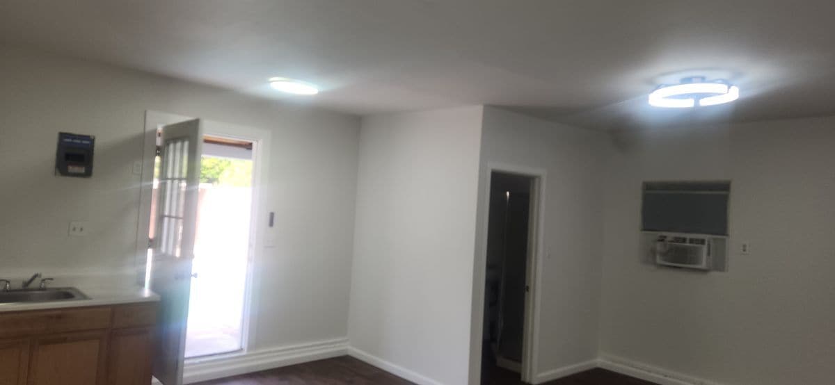 Photo - 1683 Meserve St Unidad A
