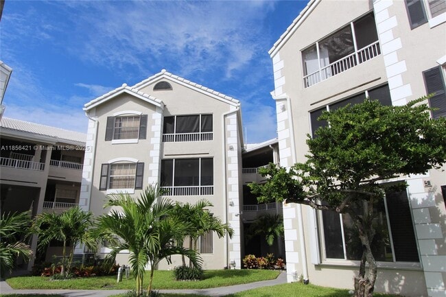 Building Photo - 2850 N Oakland Forest Dr Unit 107 Rental