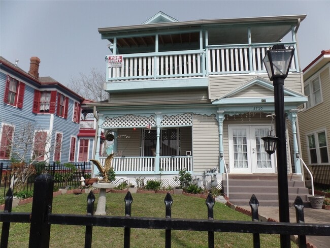 Building Photo - 3710 Avenue O 1/2 Ave Rental