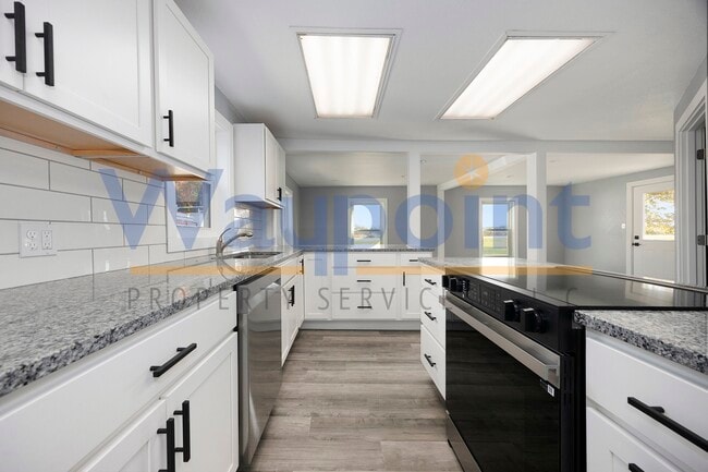 Photo - 3800 S Crystal