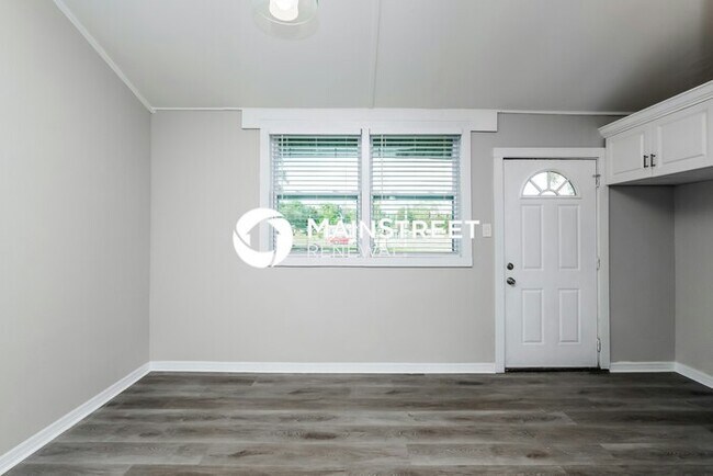 Photo - 3 Bedroom Pet-Friendly Home in TAMPA, FL w...