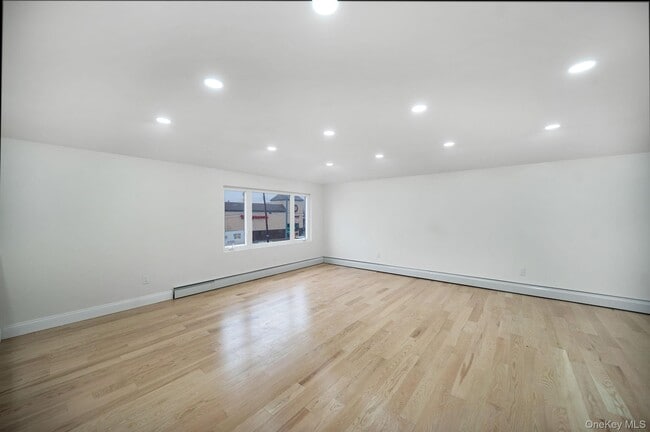 Photo - 109-87 Francis Lewis Blvd