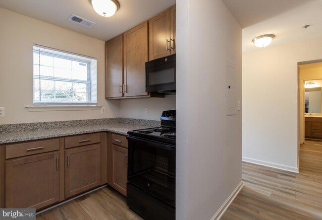 Photo - 4109 Applegate Ct