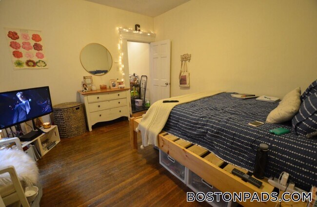 Photo - 133 Peterborough St Unidad 2