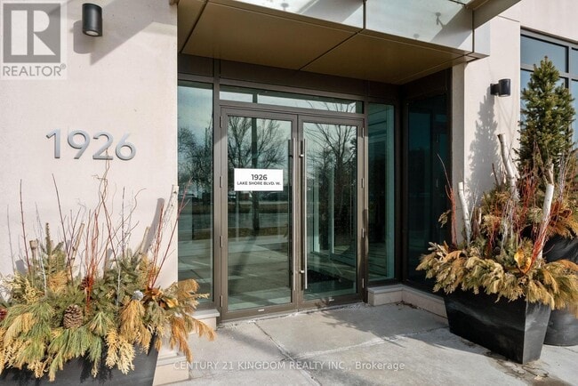 Photo - 1926 Lake Shore Blvd W Unit 2906