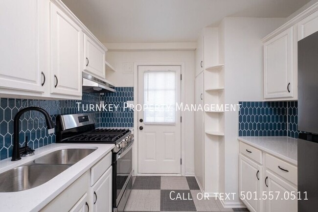 Building Photo - 623 Sherman St Unit A