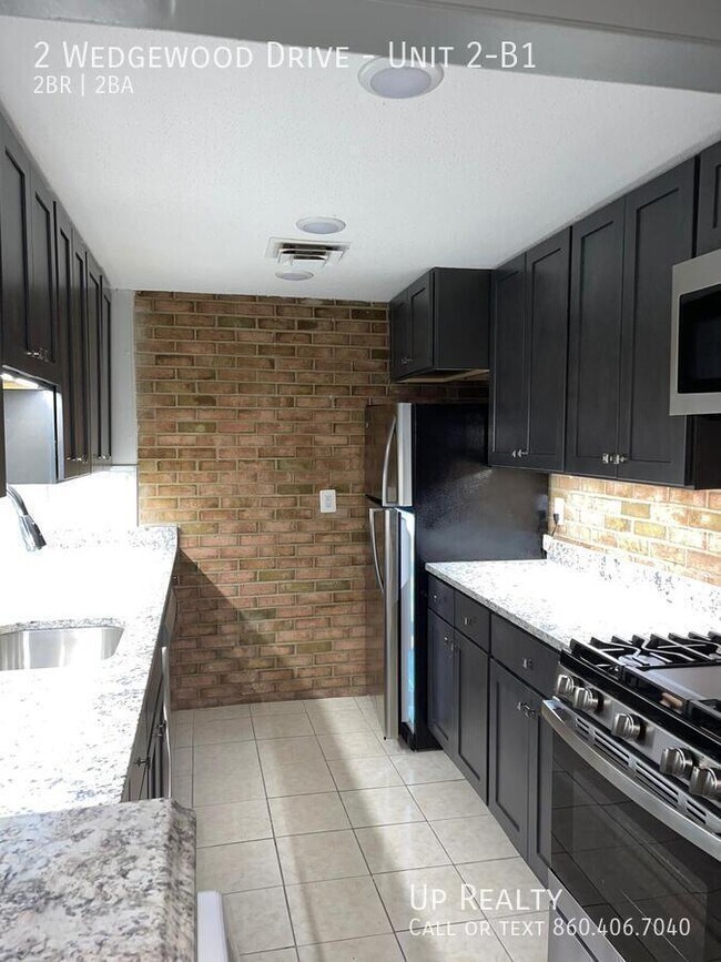 Photo - 2 Wedgewood Dr Unit 2-B1