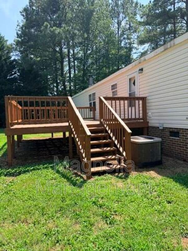 Photo - 184 Crowder Ln