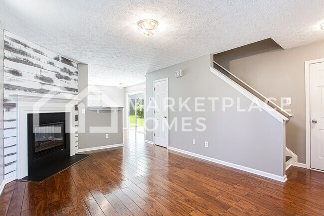 Photo - 602 Spanish Oak Dr