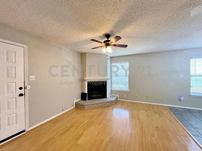 Photo - Tastefully Updated 2/1 in Aledo ISD For Rent!