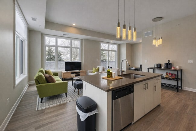 Photo - 481 Plains Rd E Unit SI ID1513123P
