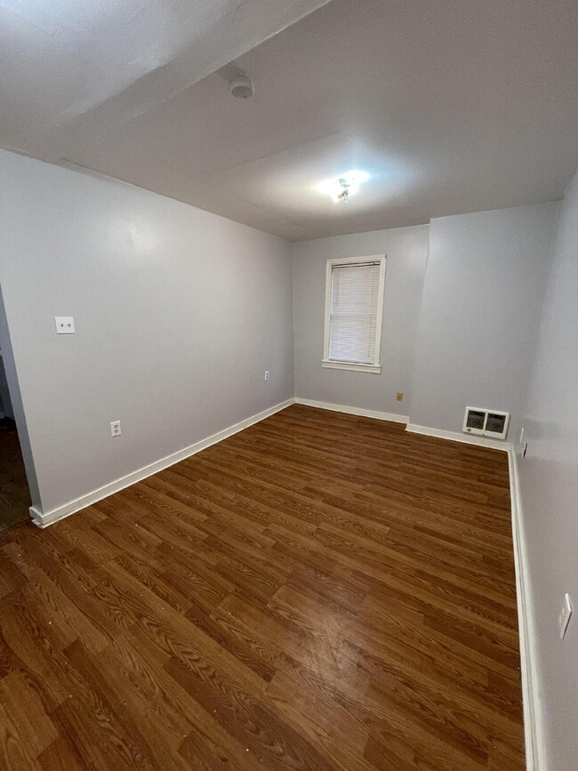 Photo - 456 Woodlane Ave Unit 2