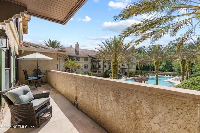 Photo - 955 Registry Blvd