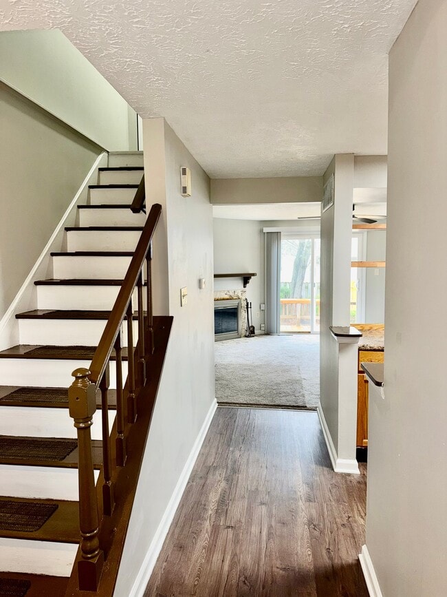 Photo - 6813 Cross Key Dr