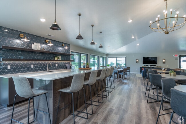 Club Room - Cedar Lake Apartments